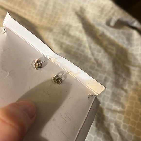 Blue silver sapphire simulated Avon earrings stud back - Picture 4 of 4